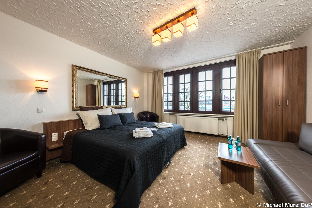 Hotel Und Restaurant Loewenbraeu Koeln Extérieur photo